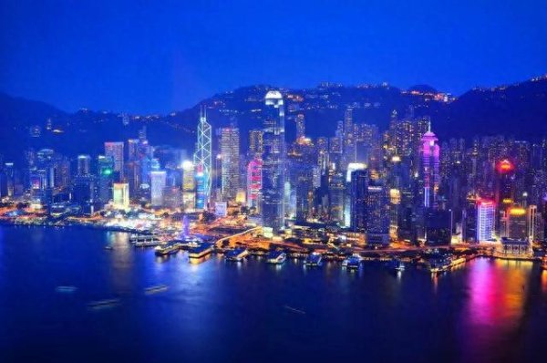 开yun体育网塔身上的灯光幻化莫测-开云官网登录入口 开云a